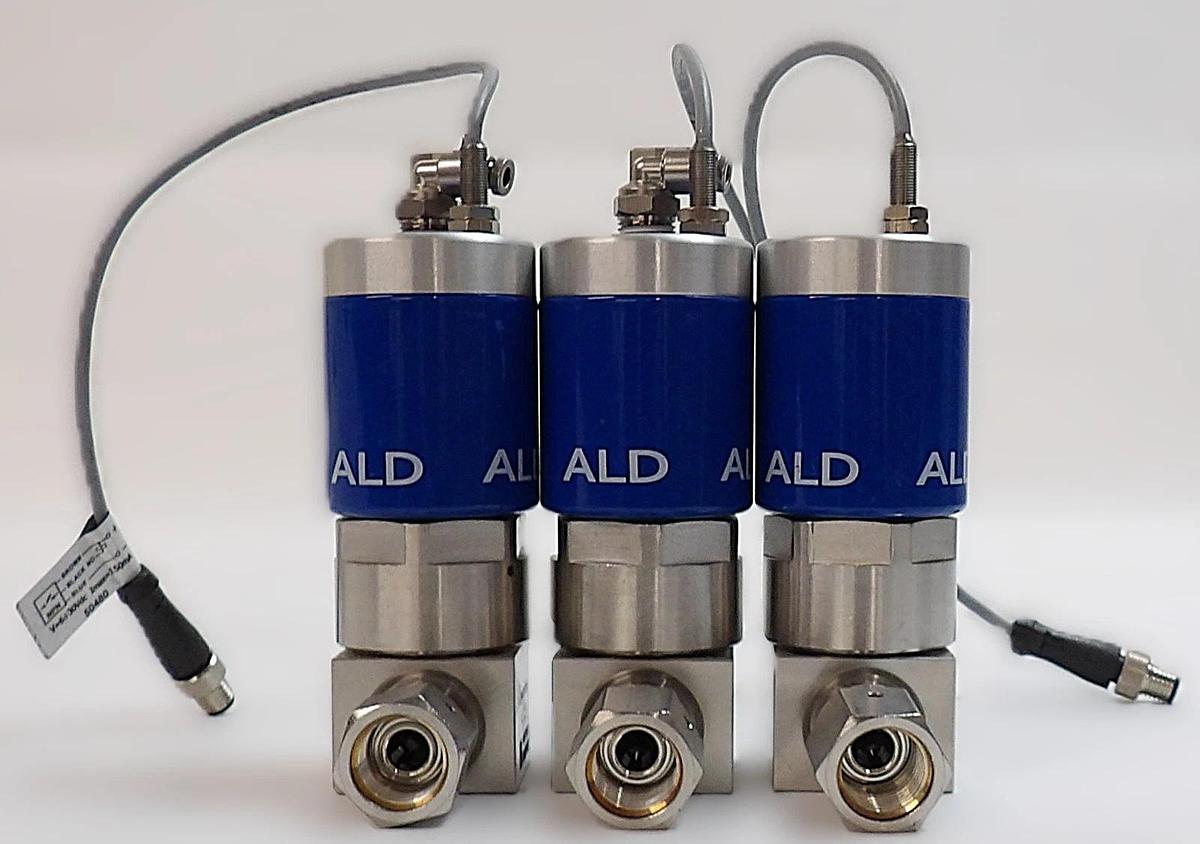 Used Swagelok 6LVV-ALD6HFR4-P-CS-NV Pneumatic Diaphragm Valve Reseller Lot of 3