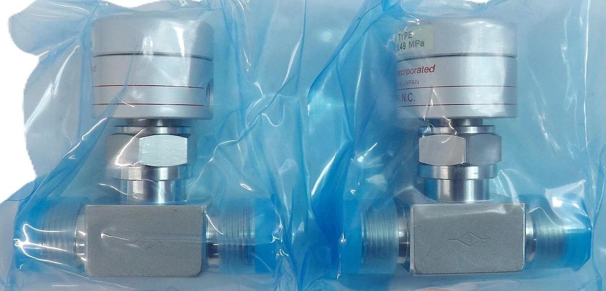 Fujikin 316L Diaphragm Valve Type N.C. Reseller Lot of 2 New Surplus