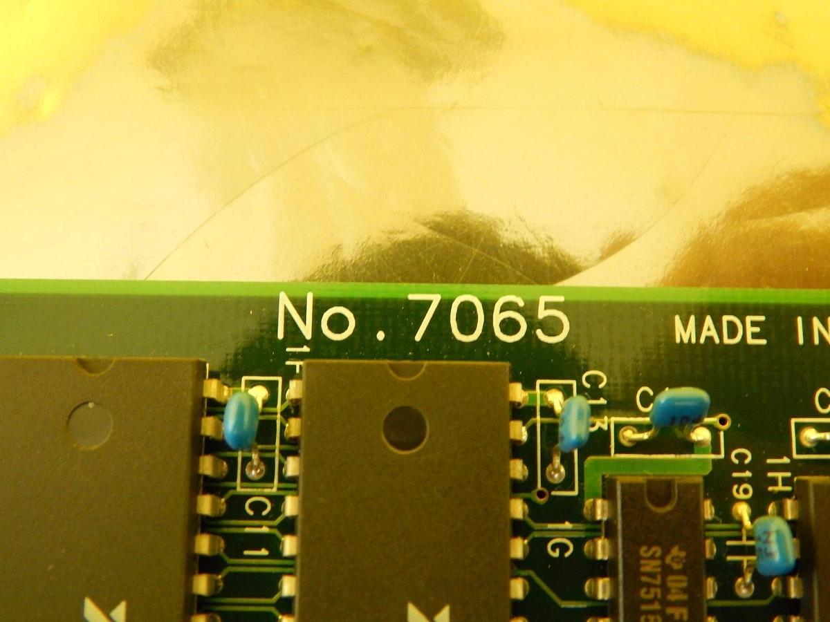 Used Contec COM-2(PC)F Communication Board PCB Card 7065 Used Working