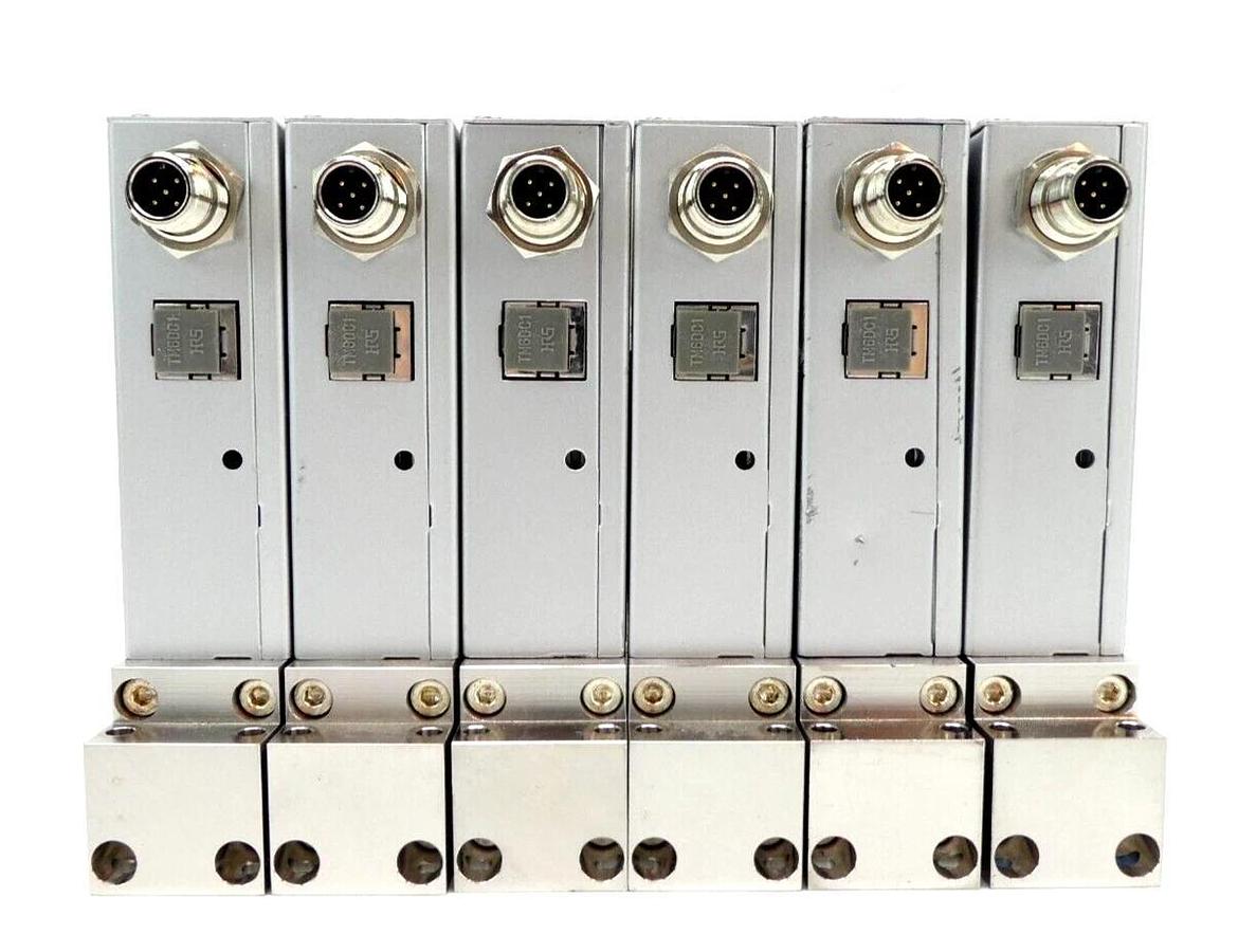 Used Aera FC-DN780CBA Mass Flow Controller MFC 600 SCCM 400 SCCM He Lot of 11 Working