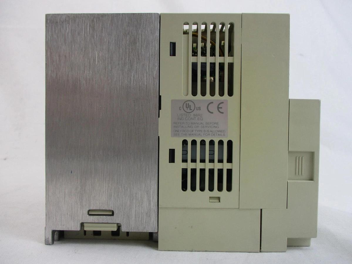 Used Mitsubishi Electric FR-E520-0.75KN Inverter FREQROL-E500 Reseller Lot of 2 Spare