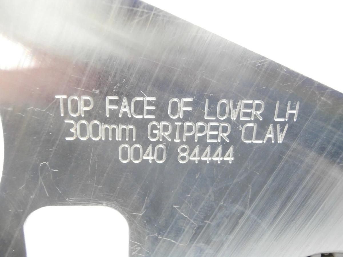 Used AMAT Applied Materials Lower 300mm Gripper Claw 0040-80144 0040-84444 Working