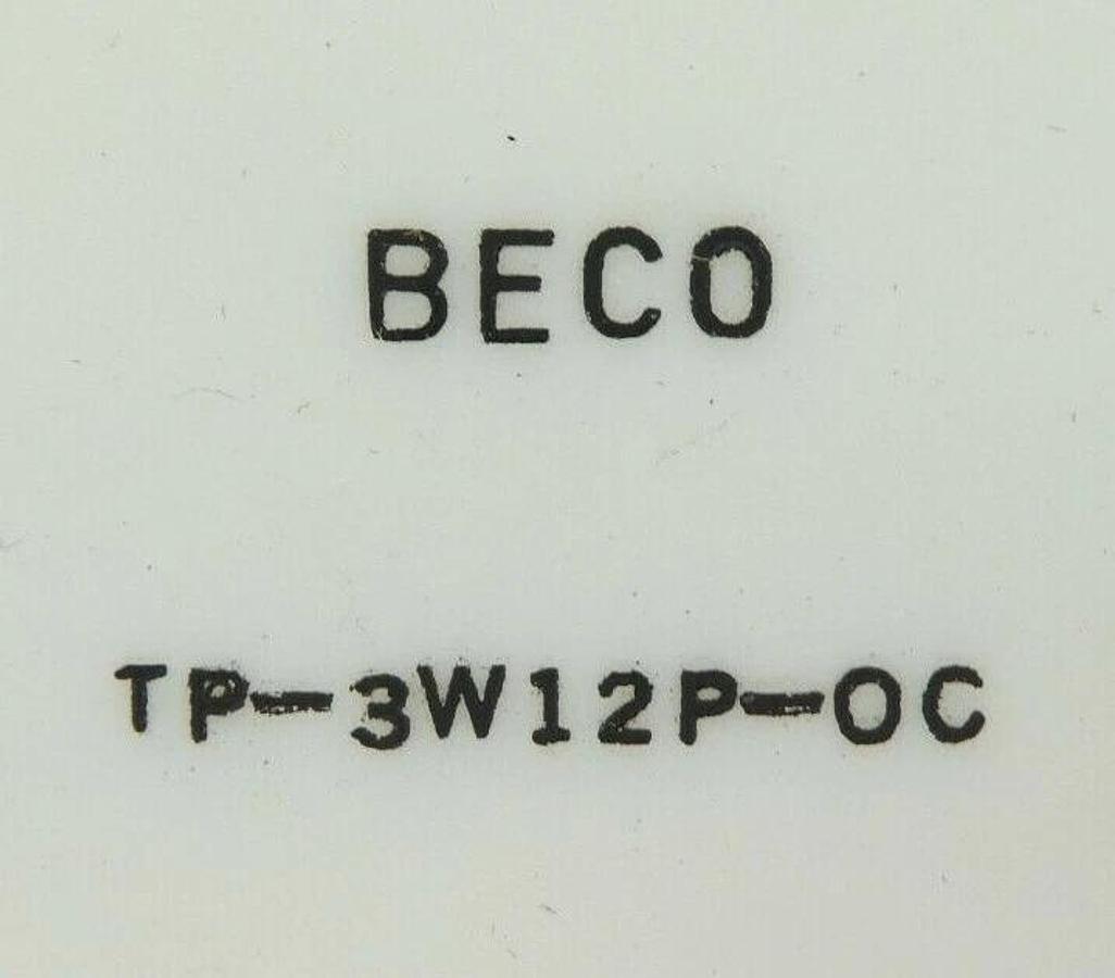 BECO Manufacturing TP-3W12P-OC 3-Way Pneumatic Valve Lot of 5 New Surplus