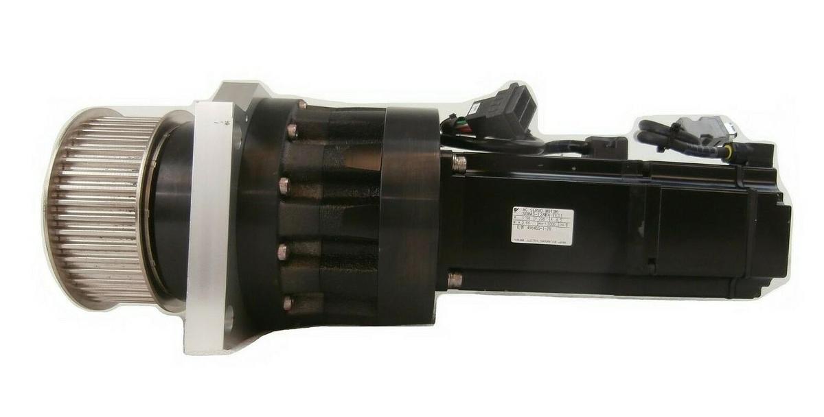 Used Yaskawa SGMAS-12ABA-TE11 AC Servo Motor with Nabtesco Gearhead GH7-11 Working