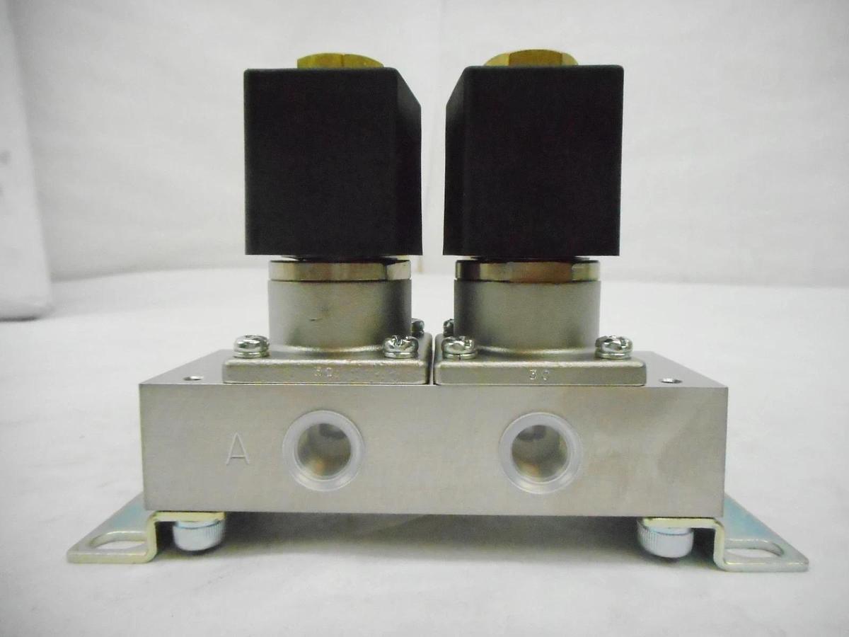 CKD GAB3T2-3 Solenoid Valve Manifold GAB3X A714 Reseller Lot of 2 New
