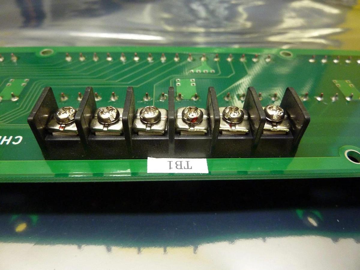 Used Hitachi CHB308N-2 Backplane Cable Interface Board PCB M-511E Used Working