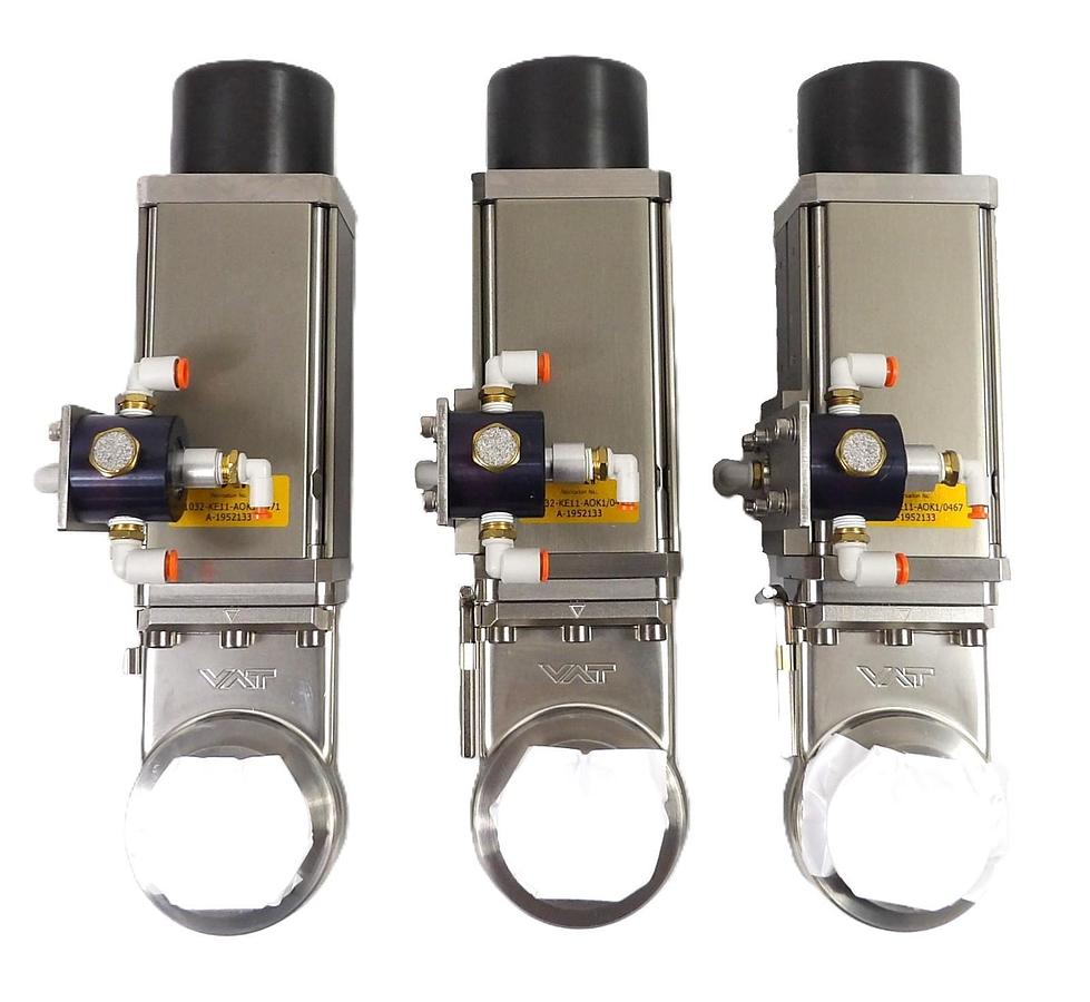 Used VAT 01032-KE11-AOK1 Mini UHV Gate Valve Assembly w/ Purge Lot of 3 Working