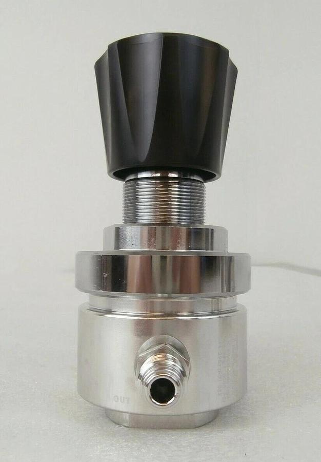 Used Tescom 44-3262JR91-082 Manual Pressure Regulator Lot of 2 Working Surplus