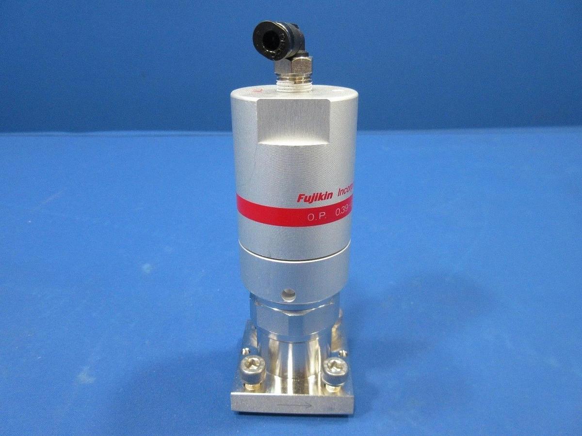 Used Fujikin 467000 Type NC Diaphragm Valve 0.39~0.59MPa 2 Port C-Seal Lot of 12 Used