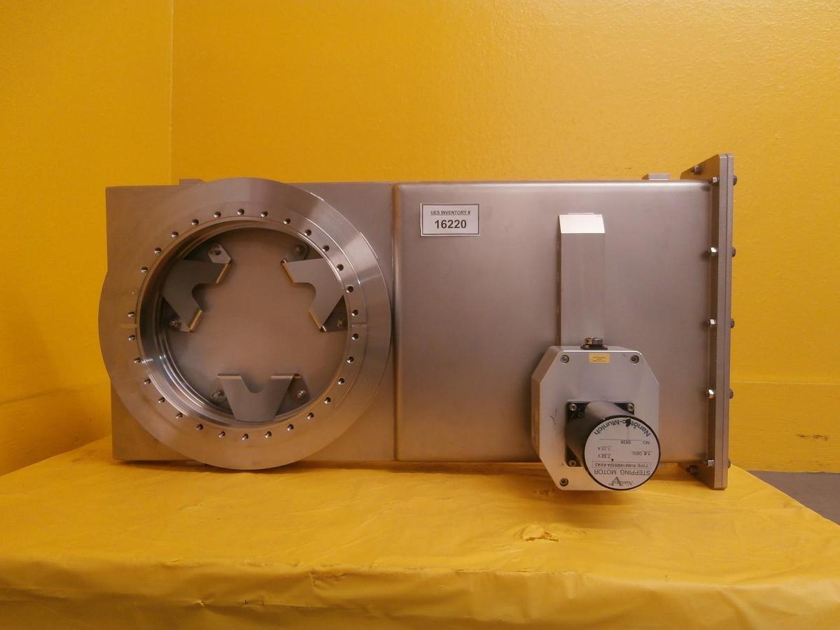 Used VAT 64250-CE52-1101 Motorized Actuator HV High Vacuum Gate Valve Cut Screw Used