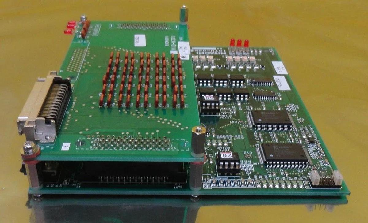 Used Hitachi IOTU-02N Relay Interface Board PCB Used Working