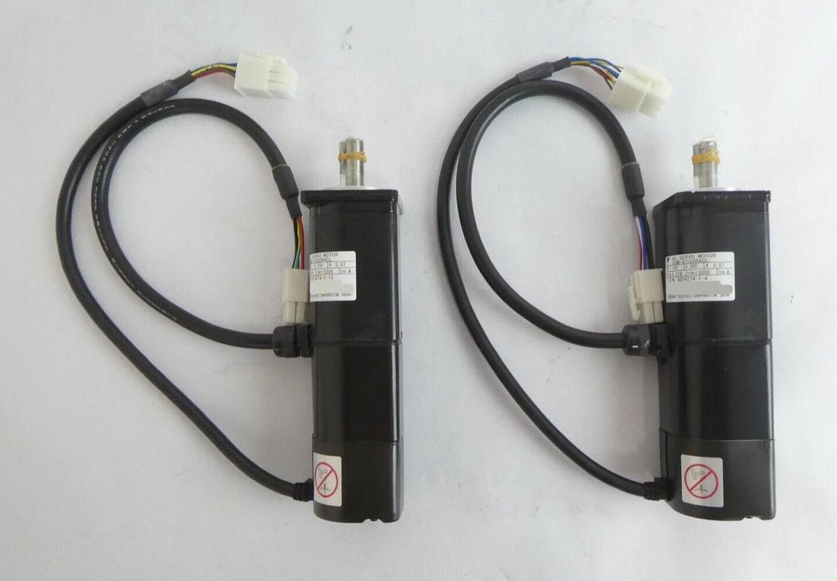 Yaskawa Electric SGM-01U3B4CL Servo Motor AMAT 1080-01243 Lot of 5 New Surplus
