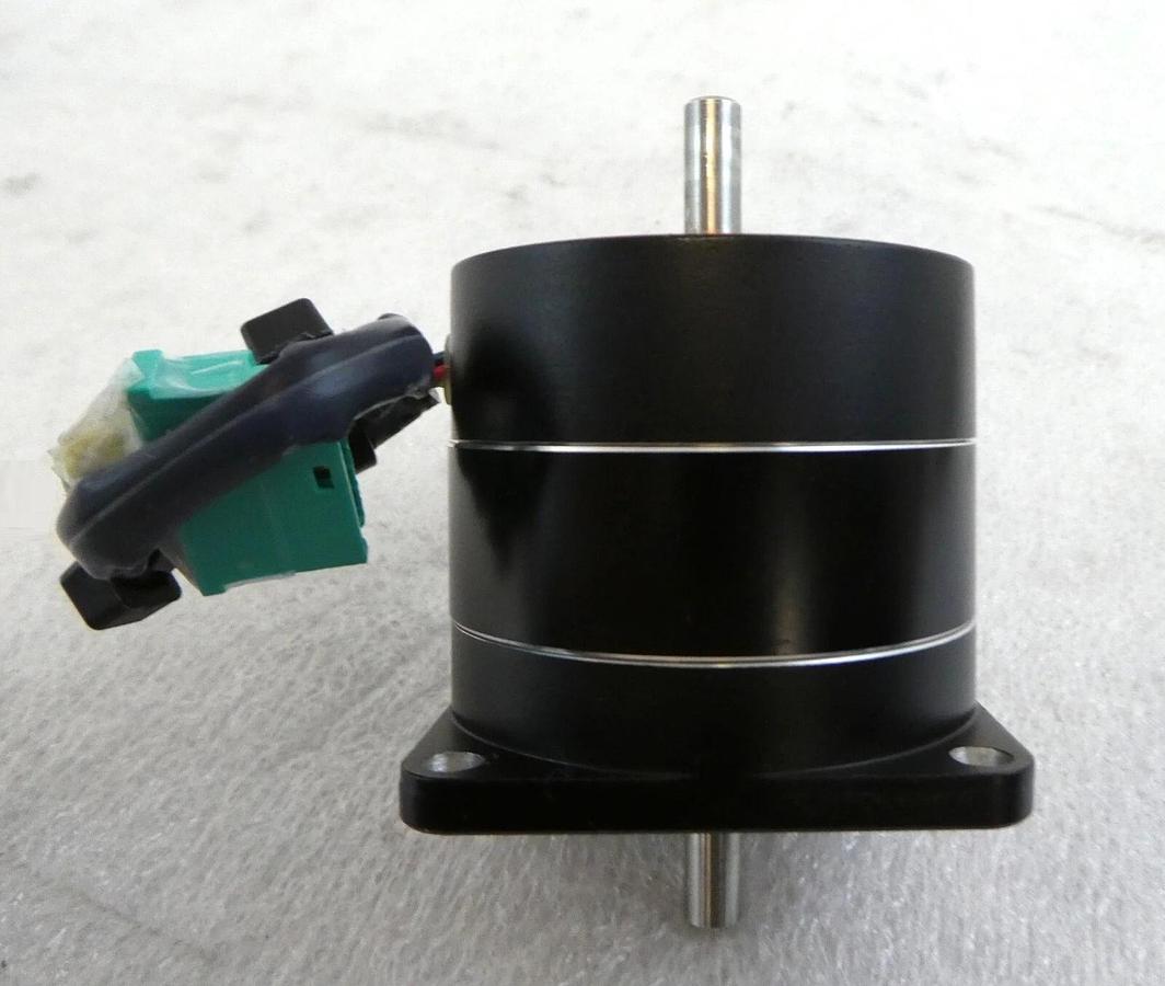 Oriental Motor PH265M-31B 2-Phase Stepping Motor VEXTA TEL 386-440775-1 New
