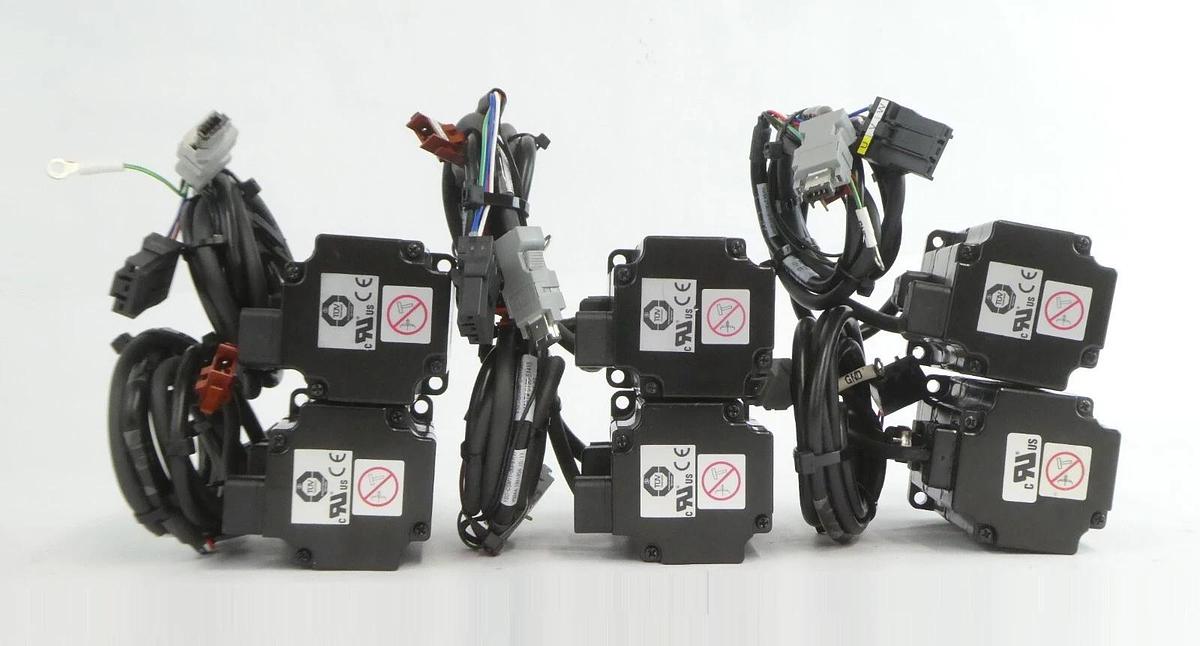 Used Yaskawa SGMPH-01AAE-YA11 SGMPH-01AAE-YA13 Servo Motor Lot of 10 Working