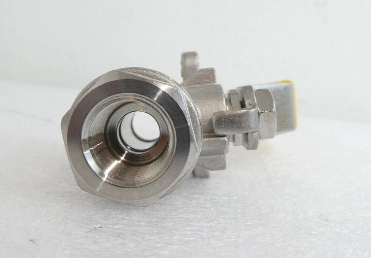 Used Parker CF8M 2000 WOG Ball Valve 3/8" V502SS Series Reseller Lot of 30 New