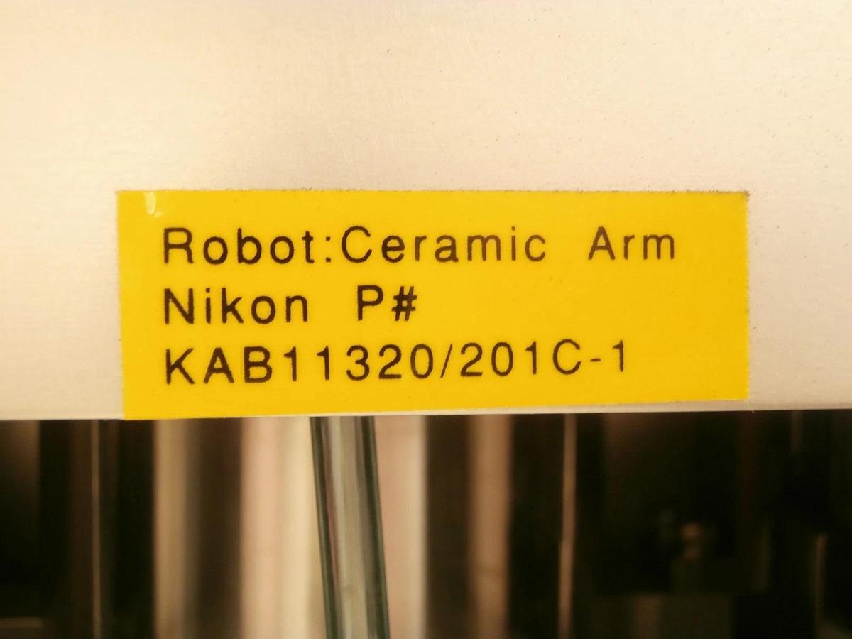Used Yaskawa XU-RCM2500T-4 Robot w/End Effectors Nikon KAB11320/201A-4 OPTISTATION 7