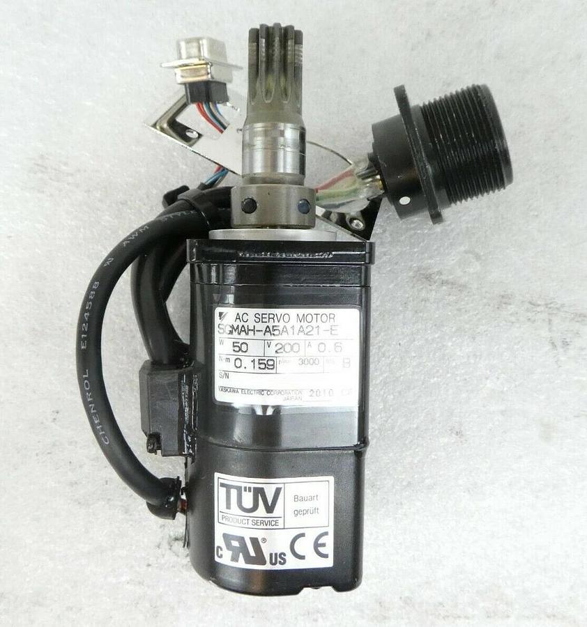 Used Yaskawa Electric SGMAH-A5A1A21-E AC Servo Motor Reseller Lot of 3 Working Spare