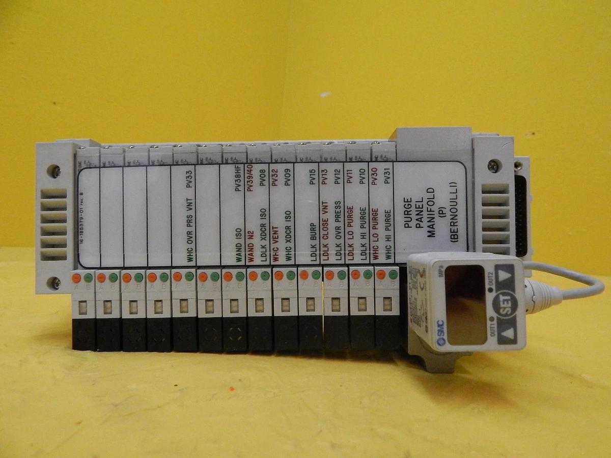 Used SMC US5200 13-Port Pneumatic Manifold ARM2000 ISE40-01-22 Used Working