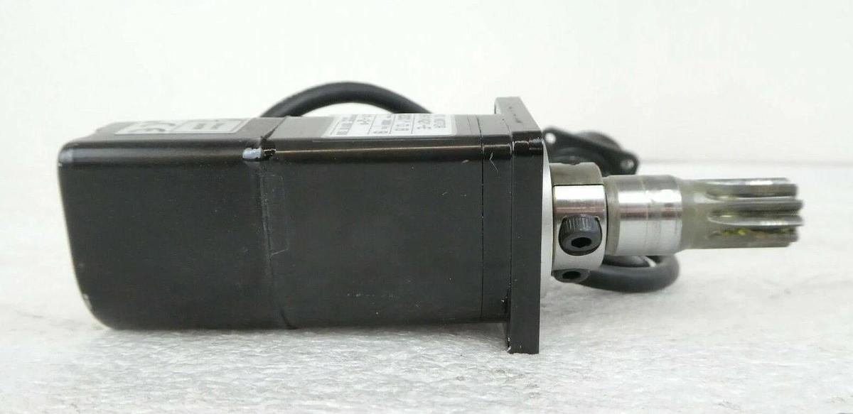 Used Yaskawa Electric SGMAH-A5A1A21-E AC Servo Motor Reseller Lot of 3 Working Spare