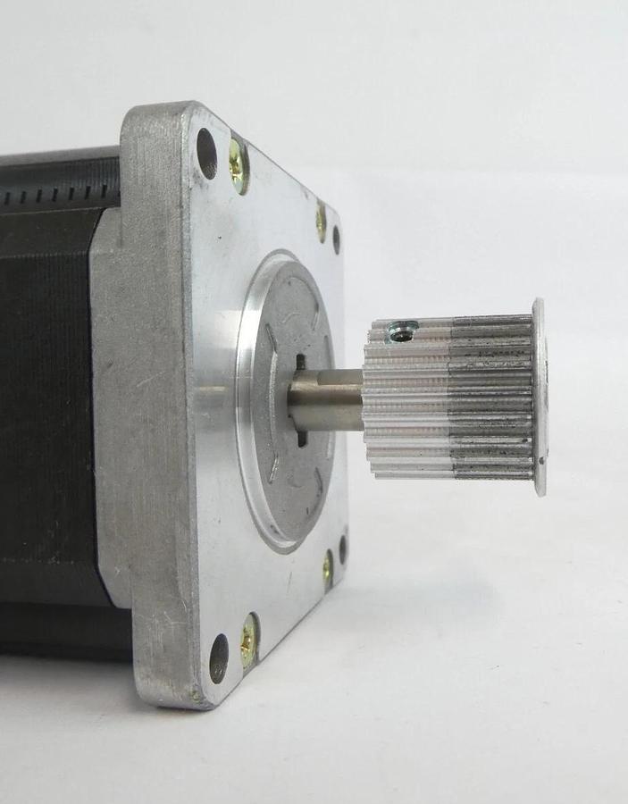 Used Sanyo Denki 103H7832-10B2 Stepping Motor StepSyn Working Surplus