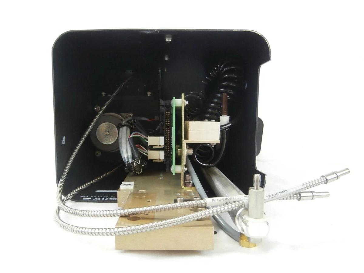 Used KLA Instruments ZPOD 200mm Wafer Handling Robot 710-657412-20 Tencor Working