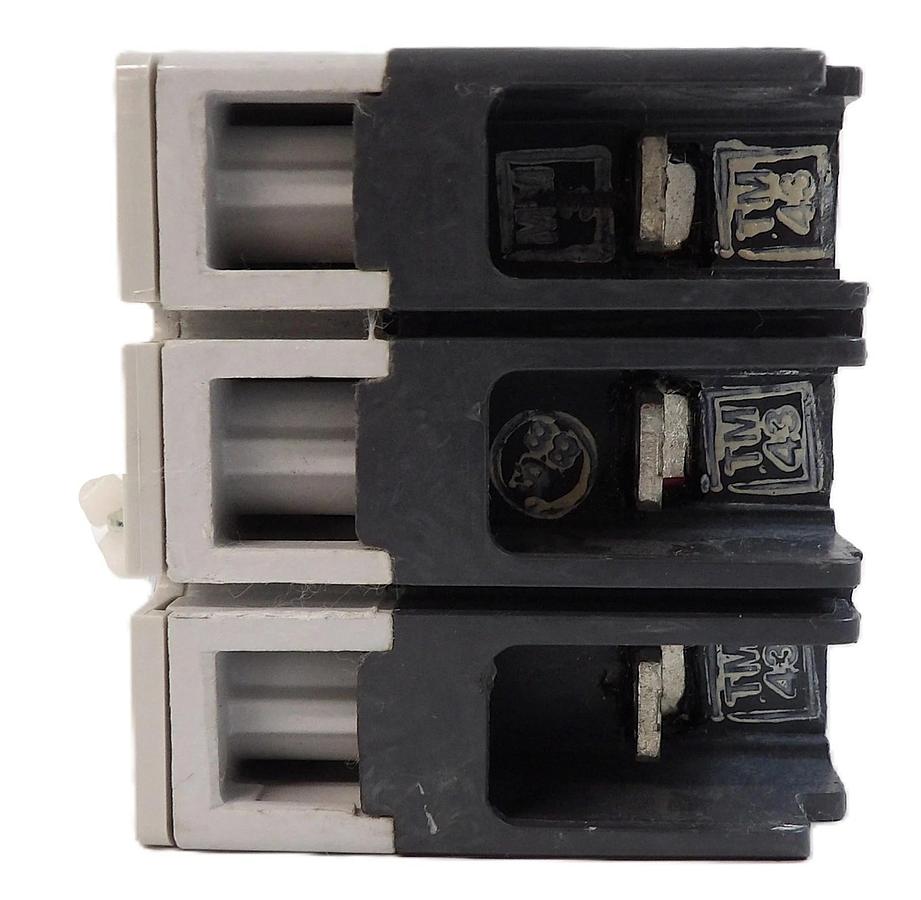 Used Eaton EGS3100FFG 3-Pole Industrial Circuit Breaker E125S Working