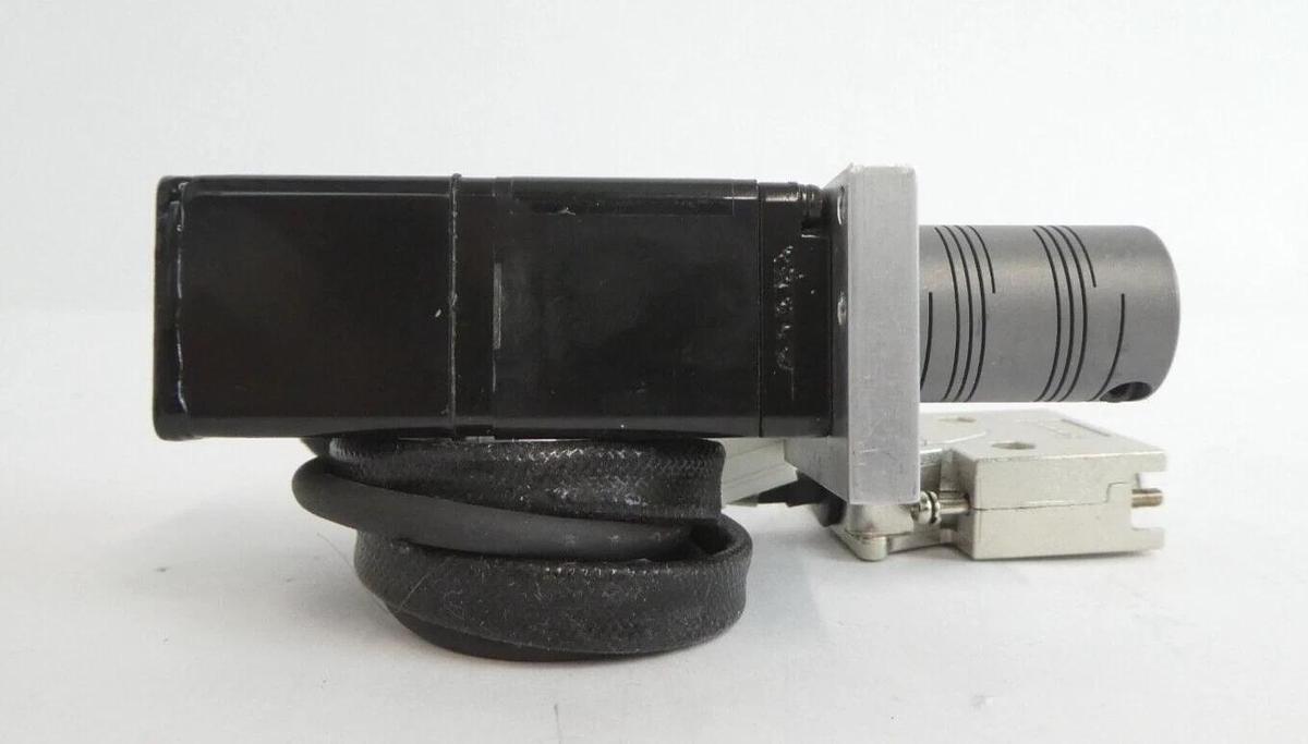 Used Yaskawa SGMM-A2S31-YA11 AC Servo Motor Reseller Lot of 2 Working Surplus
