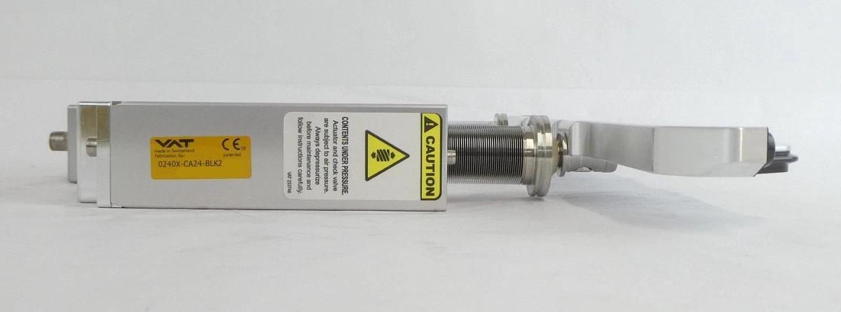 Used VAT 0240X-CA24-BLK2 300mm Pneumatic Vacuum Slit Valve Actuator and Gate Working