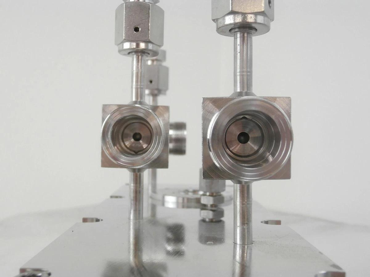 Used AMAT Applied Materials 0240-32230 SACVD Ampule Body Only 5K P5000 Spare