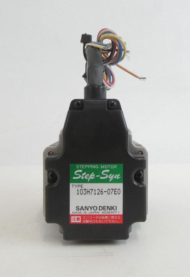 Sanyo Denki 103H7126-07E0 Stepping Motor Step-Syn Lot of 3 New Surplus