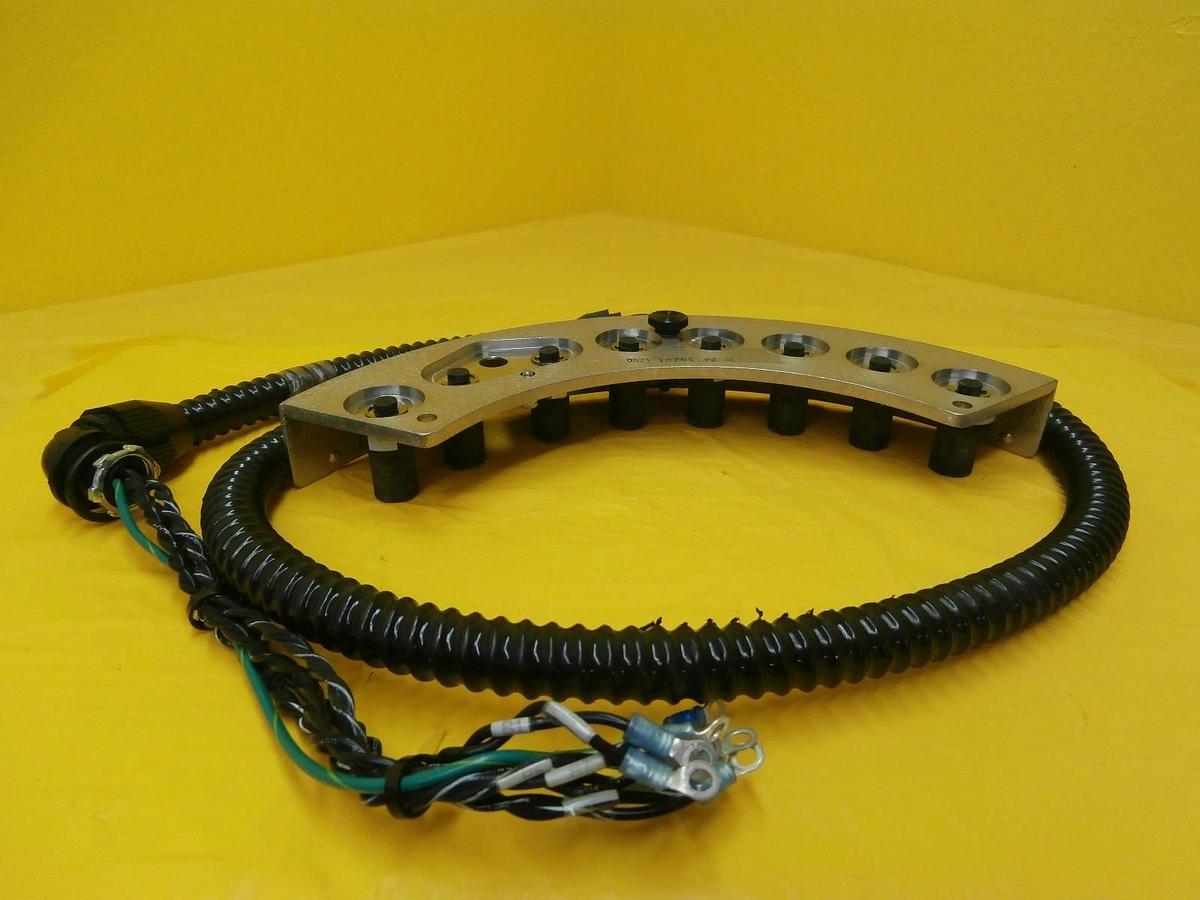 Used AMAT Applied Materials 0140-38098 IPS HE Side Lower Lamp Connector Assembly Used