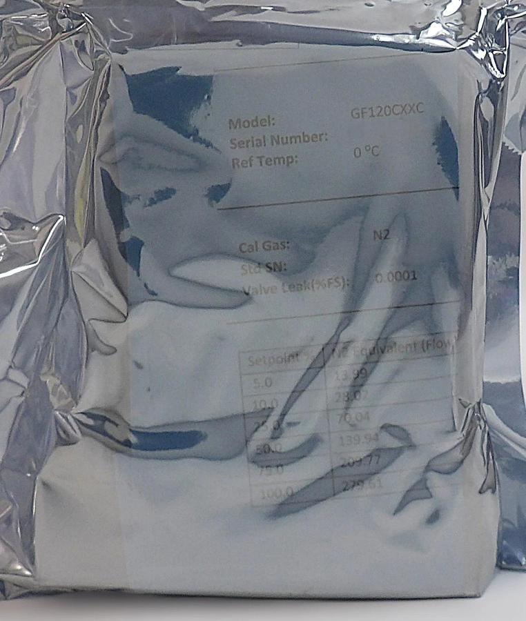 Brooks Instrument GF120C-107623 Mass Flow Controller MFC 50 SCCM CHF3 New