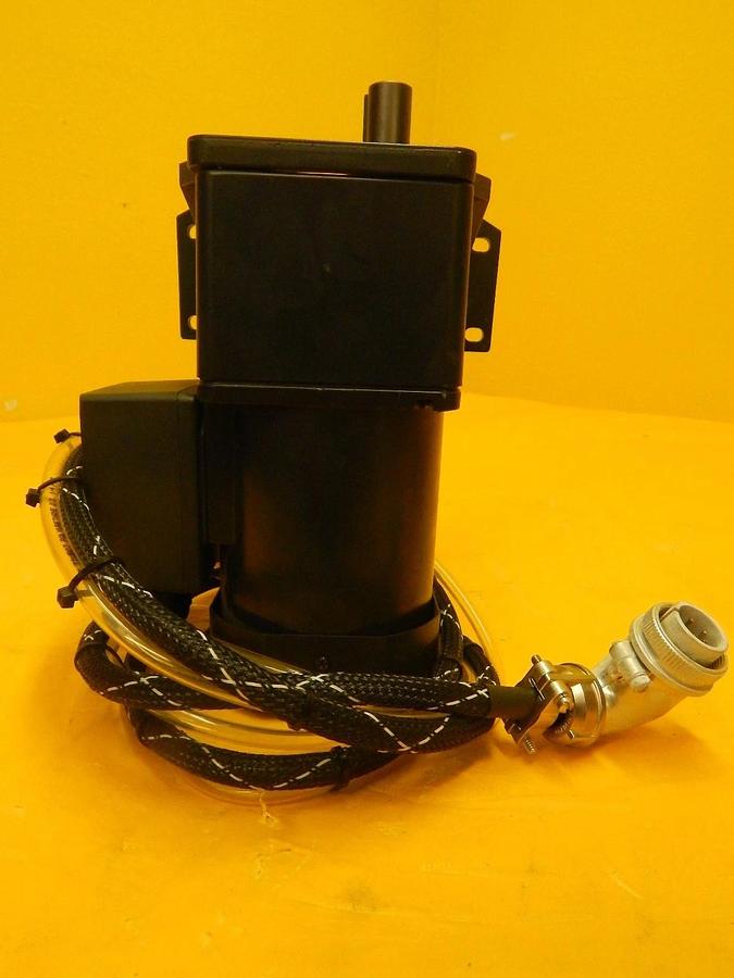 Used Oriental Motor 5RK60GU-CWT Reversible Motor Gear Head 5GU18KA Used Working