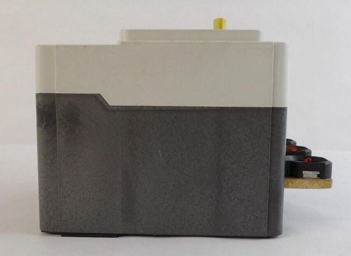 Used Cutler Hammer ELLBN3400W 3Pole Ground Fault Protector 400A 120-480V Working