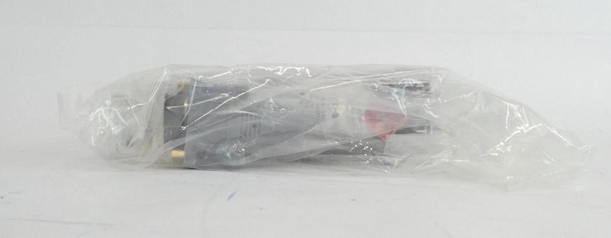 UNIT Instruments UFC-8561C Mass Flow Controller MFC 5000 SCCM H2 Lot of 2 New