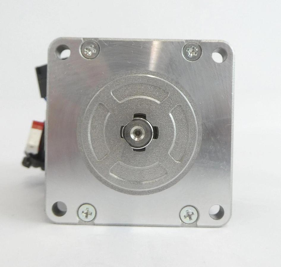 Used Sanyo Denki 103H7851-72B2 Stepping Motor StepSyn Actuator Working
