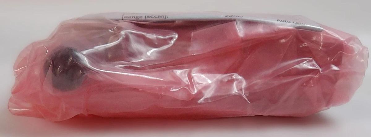 Horiba STEC Z500 Mass Flow Controller MFC SEC-Z522MGXN Lot of 2 New