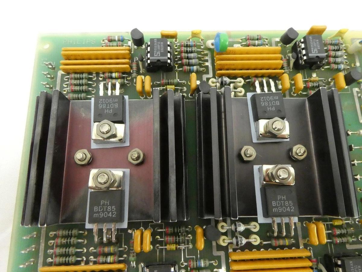 Used Philips 4022 192 70631 Relay PCB Card DCA FEI Company XL 30 ESEM Spare