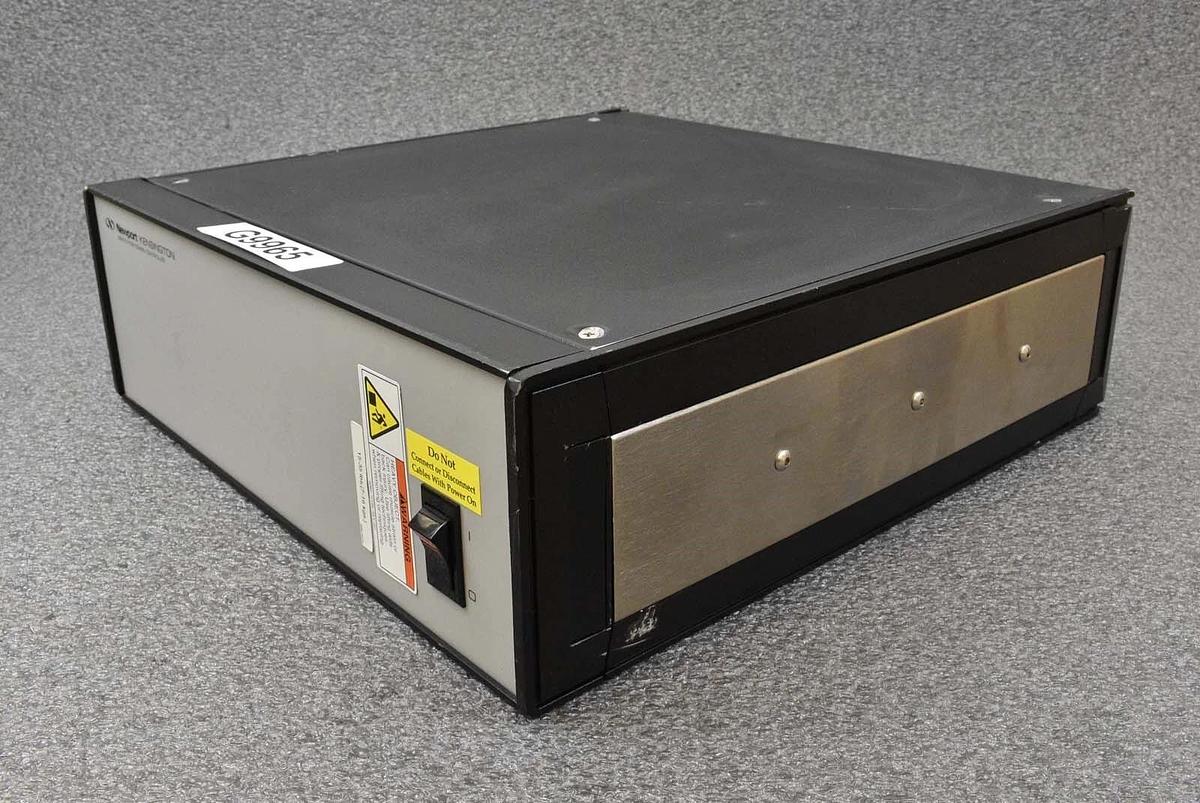 Used Applied Materials 0190-23562 / Newport 40000 Servo Positioning Controller