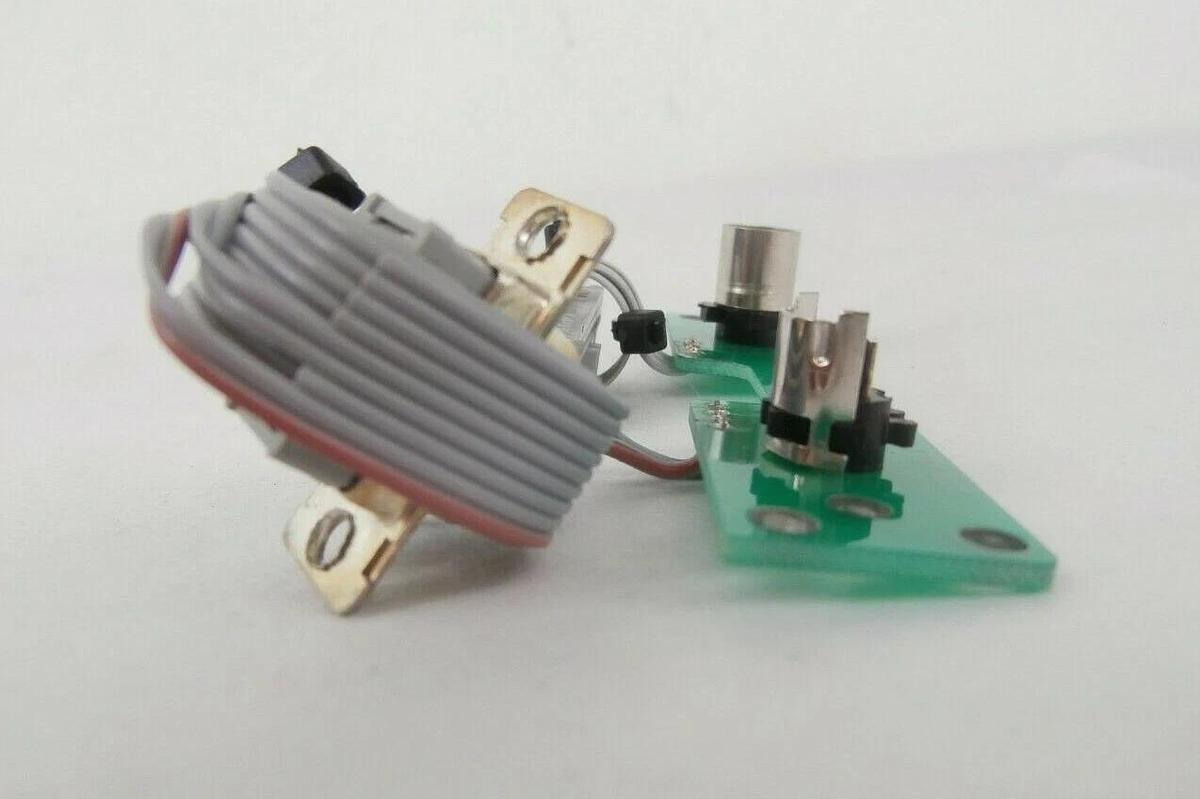 Used RECIF Technologies IDLW8/H9090 Connector PCB IDLW8 200mm Wafer Working Surplus