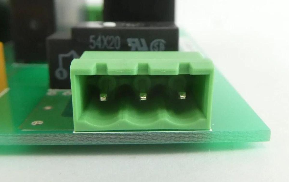 TEL Tokyo Electron D180-000076-V1 FIMS_PUMP PCB D180-000076-V1 New Surplus
