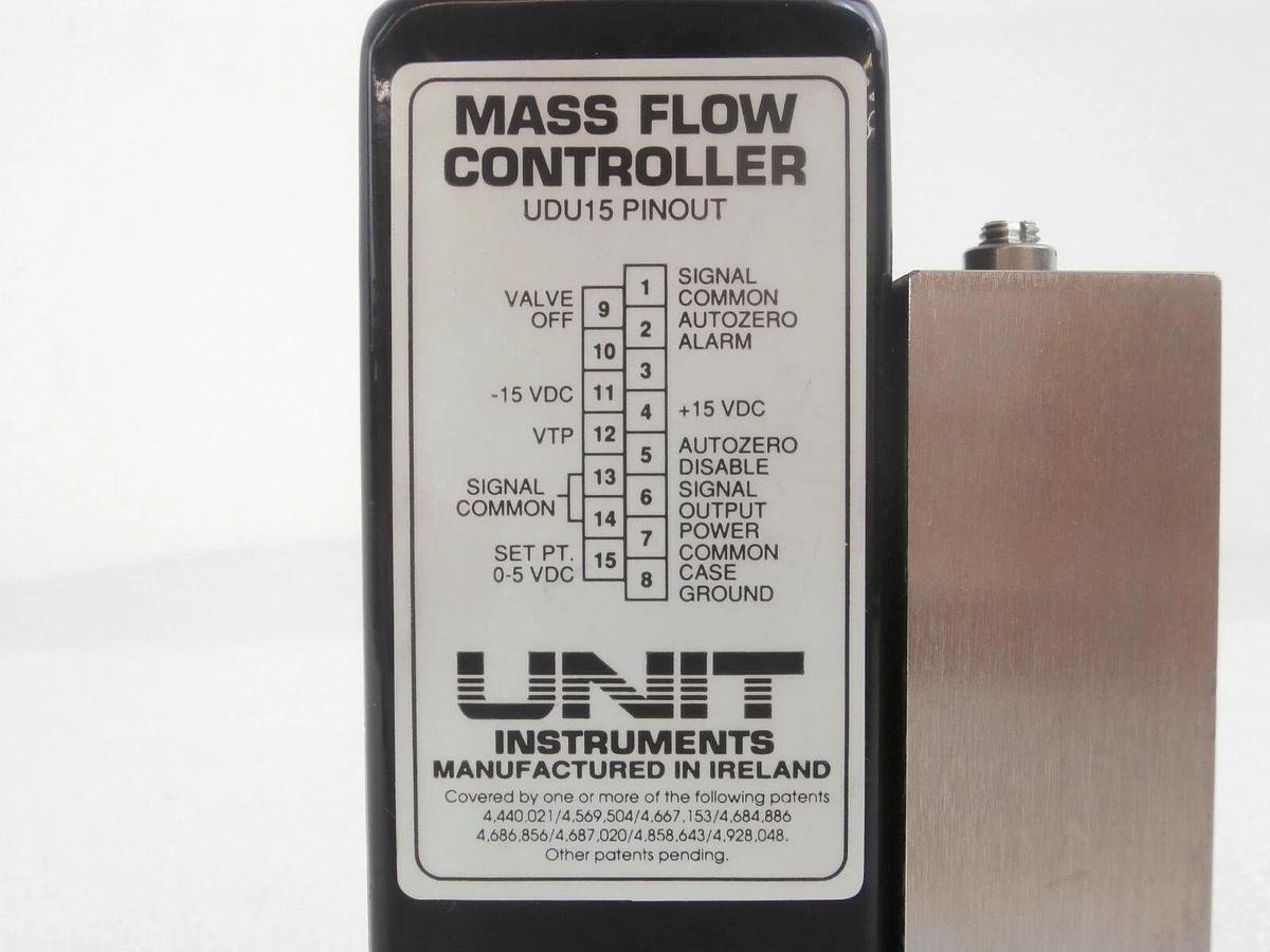 Used UNIT Instruments UFC-1200A Mass Flow Controller MFC Balzers 847-042-2045 Working