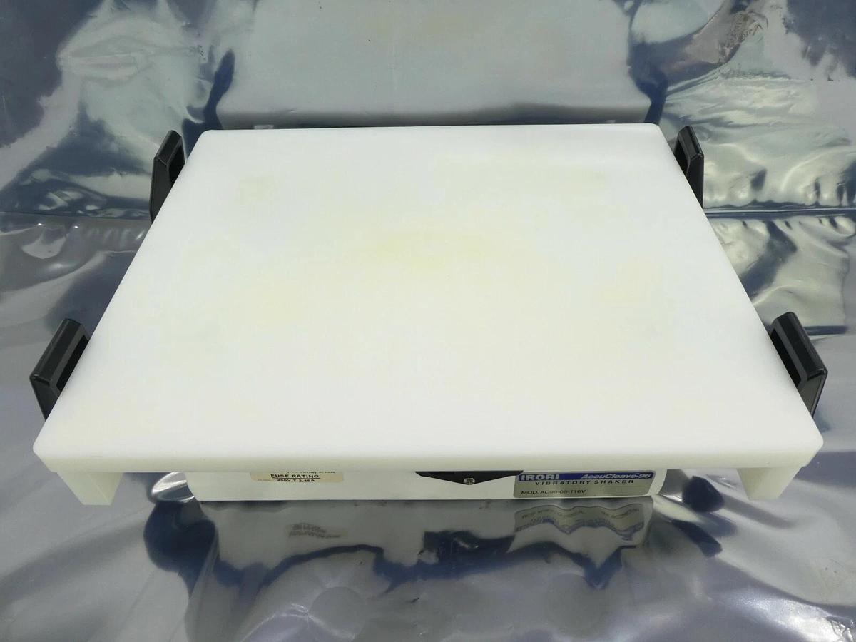 IRORI AC96-05-100V Cleaving Station Vibratory Shaker AccuCleave-96 New Surplus