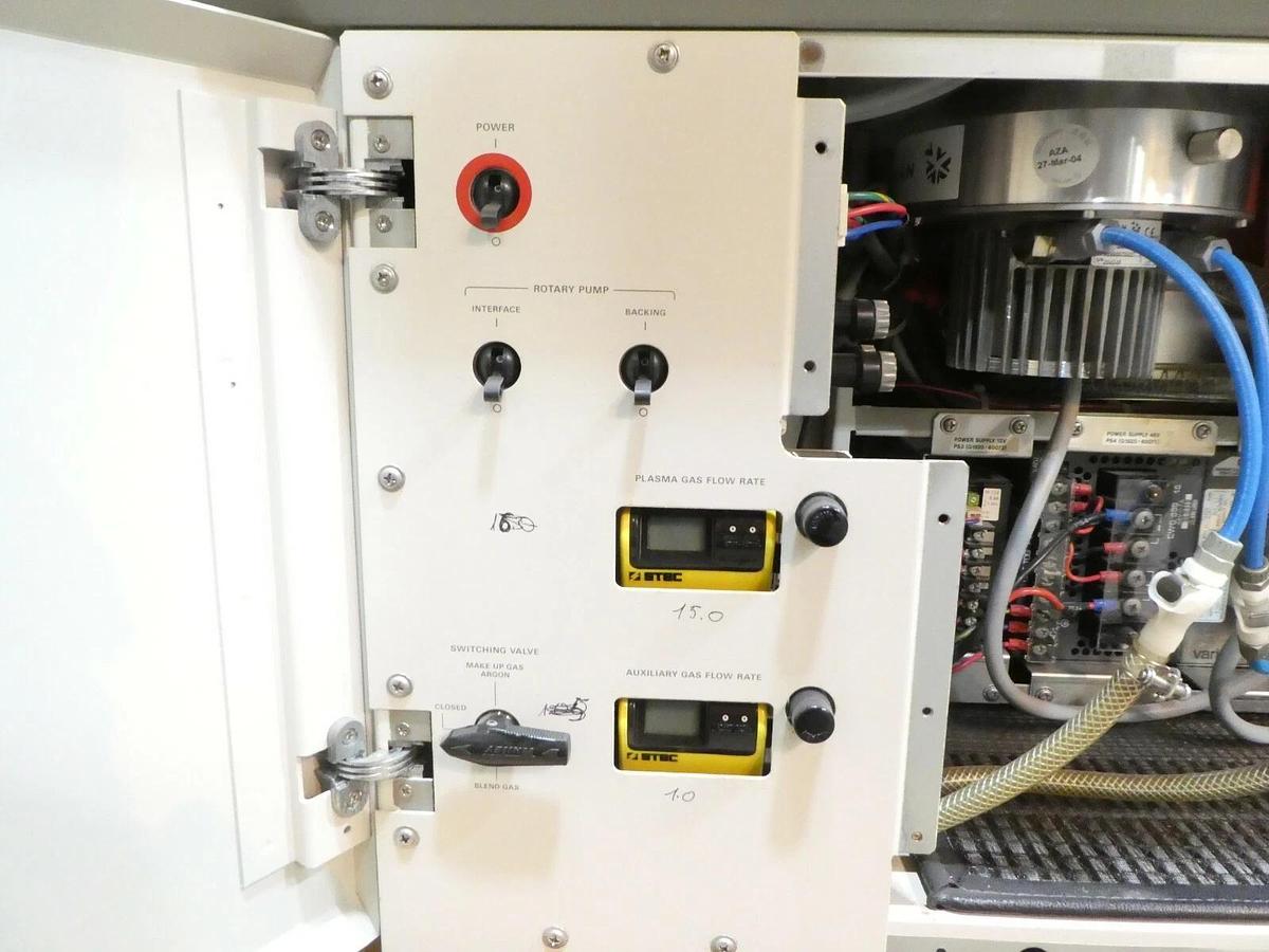 Used Yokogawa G1820A Shield Torch Spectrometer 4500 ICP-MS HP Hewlett-Packard As-Is
