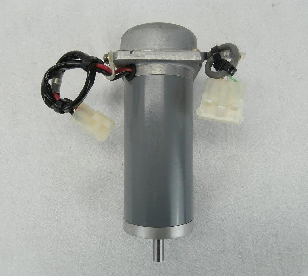 Used Hitachi DCM-05A03-E1200 Permanent Magnet Motor Used Working