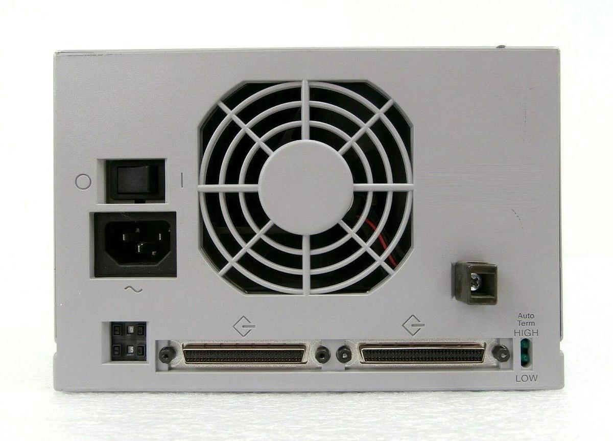 Used Sun Microsystems 599-2131-01 External Tape with 40GB Fujifilm DLTape IV Working