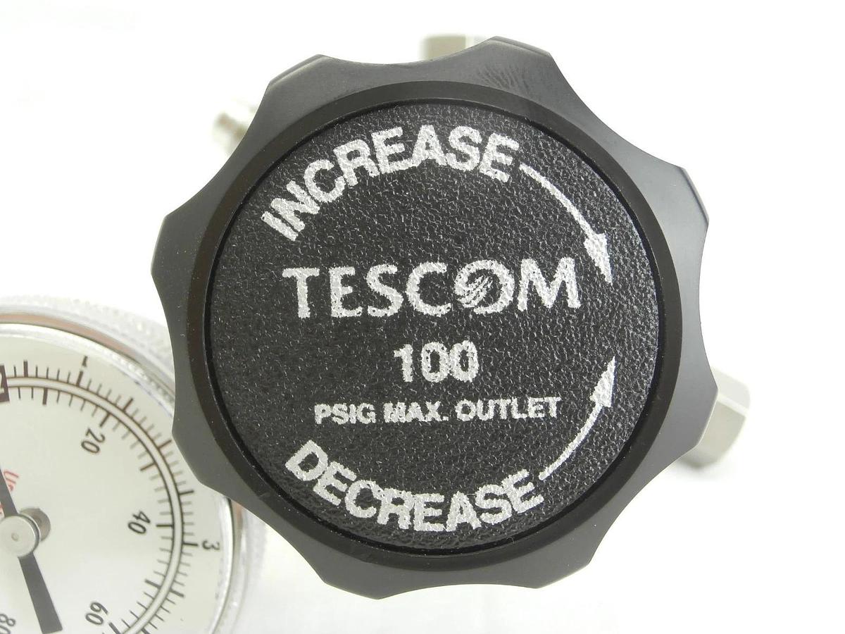 Used Tescom 44-3262JR91-145 Manual Pressure Regulator Valve 44-3200 Working