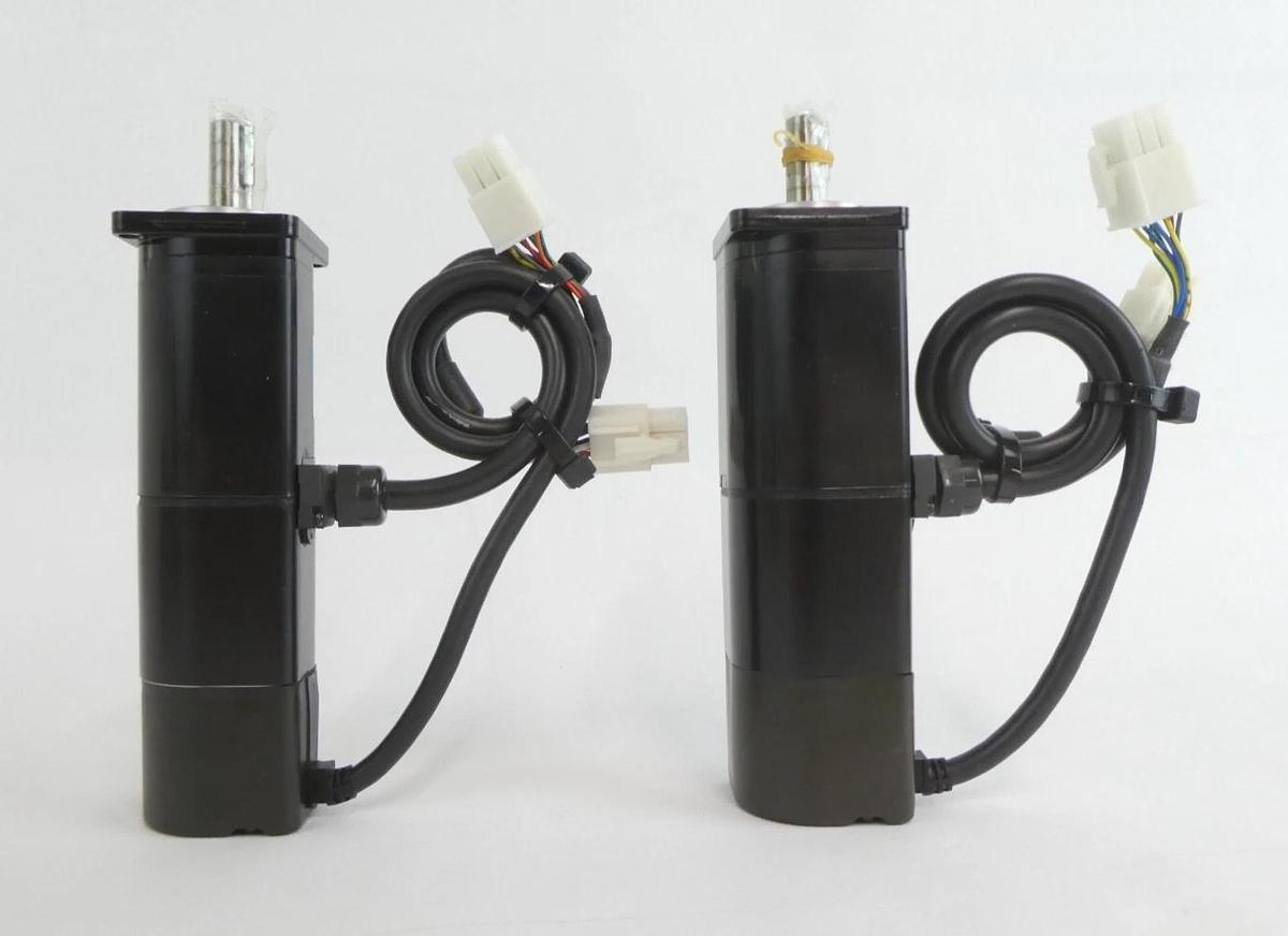Yaskawa SGM-01U3B4CL Servo Motor Reseller Lot of 5 New Surplus