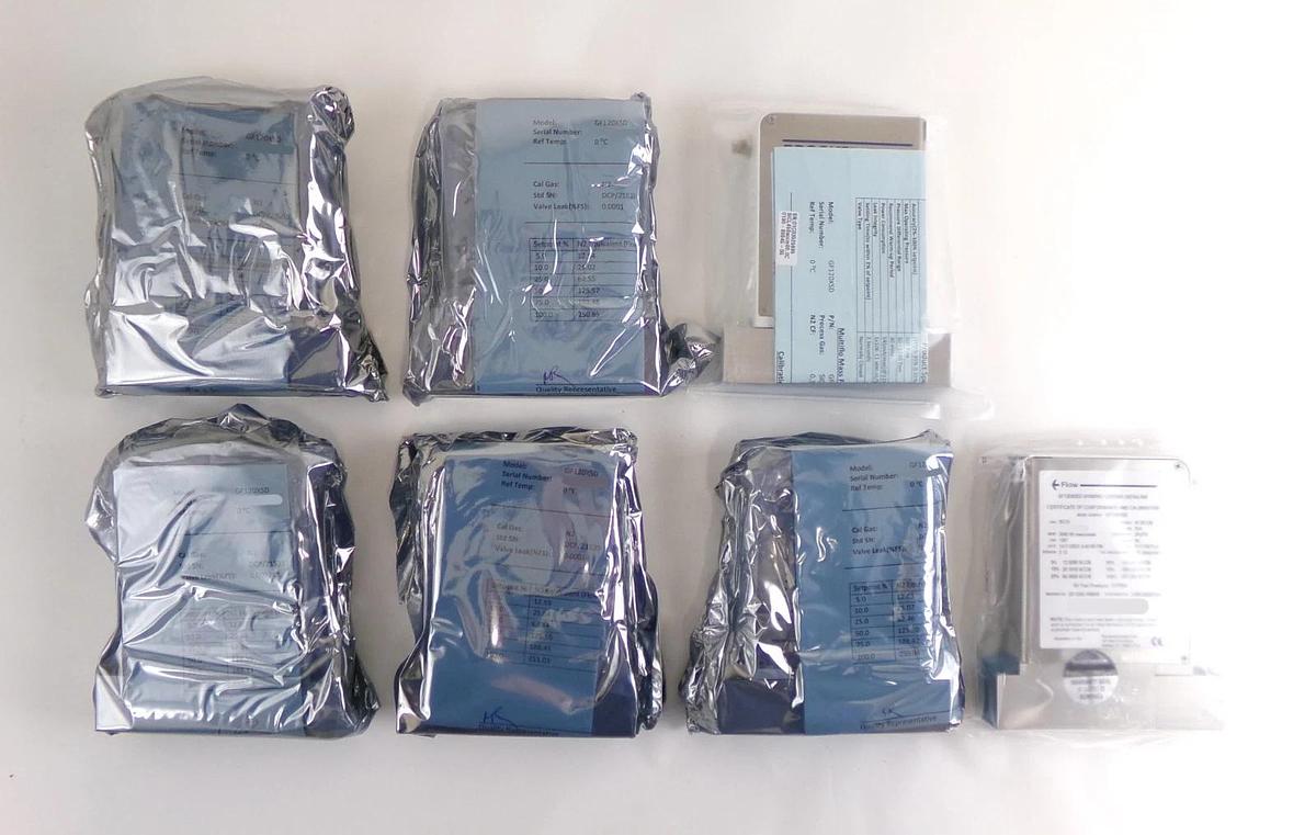 Brooks GF120X-109608 Mass Flow Controller MFC AMAT 0190-80045 Lot of 7 New