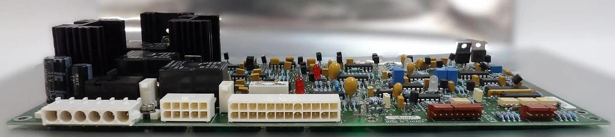 Used AB Sciex 1007921 Temperature Controller PCB MDS 3200 Spectrometer Working